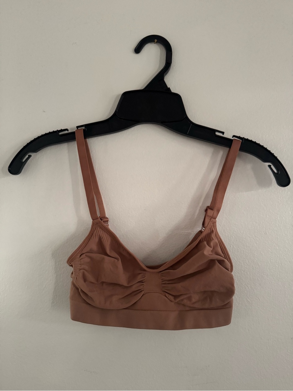 SKIMS Brown Wireless Scoop Bralette